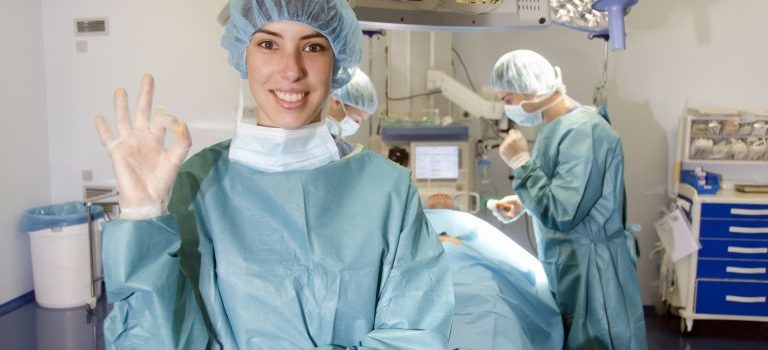 新宿の多様な都市生活を支える内科医療体制と健康管理への新たな取り組み